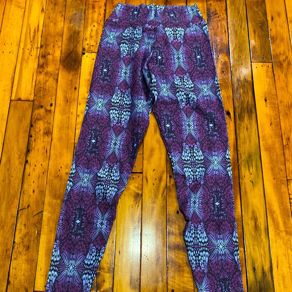 Liquido Active high-waisted ‘butterfly’ leggings